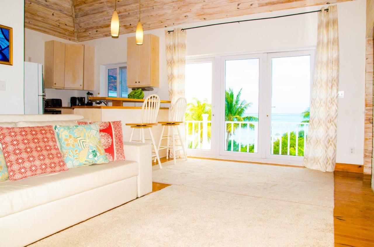 Ocean View Cottage - At Orange Hill ナッソー エクステリア 写真